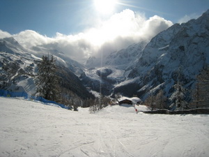 Xtrallusion offers independent self-guided Walking, Adventure, Activity, Skiing and Paragliding Holiday itineraries on the Italian Rivieras, in the Italian Lakes, in the Italian Alps and in some of the most beautiful corners of Italy.